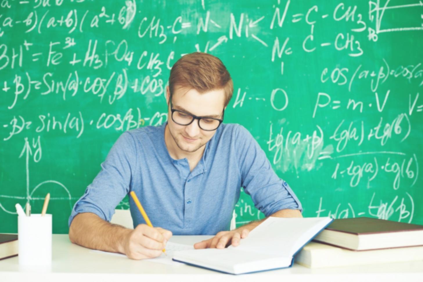 Bureau d'analyse financière avec visualisations de données